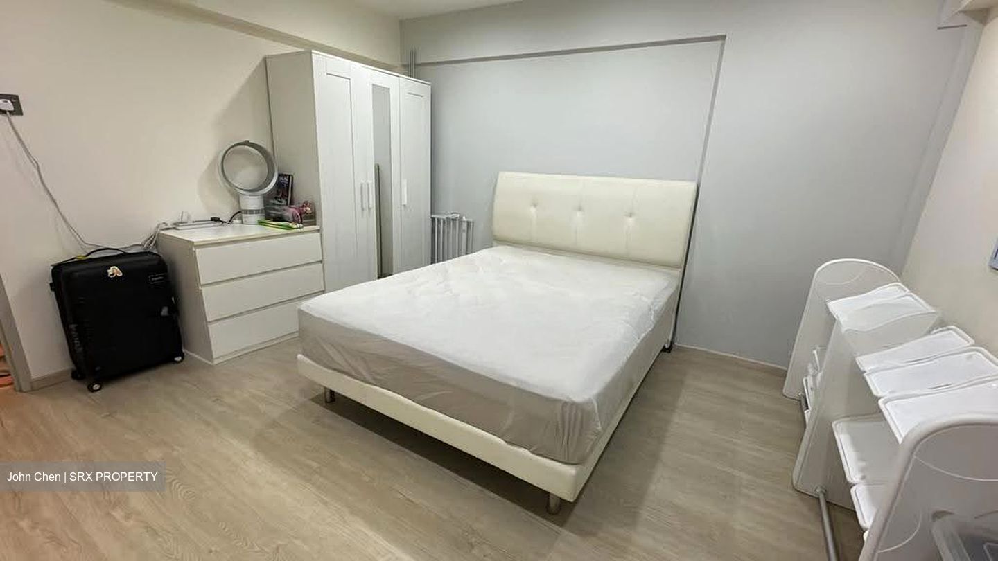 Blk 130 Eunos Spring (Bedok), HDB Executive #638304701